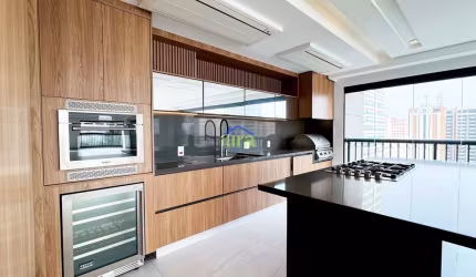 Apartamento  Novo à venda de 360M², 4 Dormitórios, 4 Suítes, Elevador Privativo, 6 vagas. Vista par