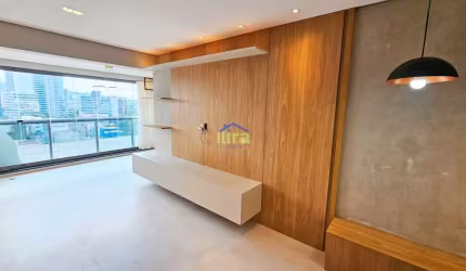 Apartamento à venda, 2 suítes, piscina, 2 vagas - Sítio Tamboré Alphaville, Barueri, SP