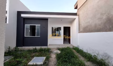 Excelente casa linear com quintal com possibilidade de espaço gourmet, 2 quartos à venda, 60 m² - Maria Turri - Rio das Ostras/RJ