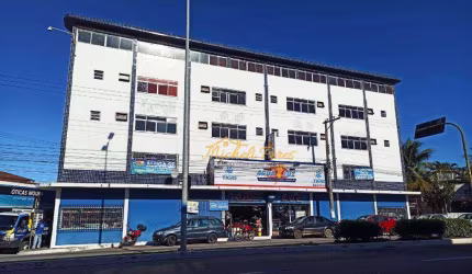 Excelentes salas comerciais para locação localizadas no coração do Centro de Rio das Ostras/RJ.