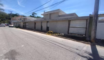Excelente casa linear a venda com 67 metros quadrados localizado no bairro Extensão do Bosque em Rio das Ostras/RJ.