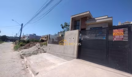 Casa com 2 dormitórios à venda, 120 m² por R$ 485.000,00 - Colinas - Rio das Ostras/RJ