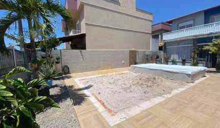 Casa de Alto Padrão com 5 dormitórios à venda, 263 m² por R$ 1.200.000 - Condomínio Porto Seguro - Rio das Ostras/RJ