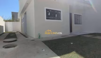 Casa com 2 dormitórios à venda, 70 m² por R$ 290.000,00 - Maria Turri - Rio das Ostras/RJ