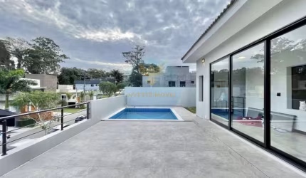 Casa em condomínio fechado com 3 quartos à venda na Alameda Liverpool, 223, Granja Viana, Cotia, 321 m2 por R$ 2.400.000