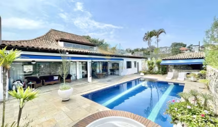 Casa em condomínio fechado com 4 quartos à venda na Rua Tracia, 78, Granja Viana, Cotia, 548 m2 por R$ 2.200.000