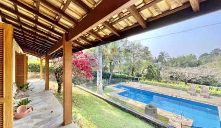 Casa em condomínio fechado com 4 quartos à venda na Rua das Camélias, 303, Granja Viana, Carapicuíba, 540 m2 por R$ 2.500.000