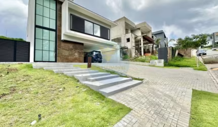 Casa em condomínio fechado com 3 quartos à venda na Rua Dias Gomes, 51, Granja Viana, Embu das Artes, 303 m2 por R$ 2.880.000