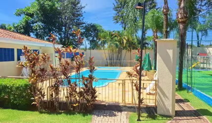 Casa junto ao Parque Cemucam e o Melhor da Granja Viana