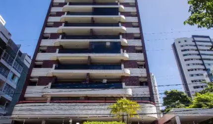 Apartamento com 132m2, 3 Quartos sendo 1 Suíte, apartamento recém reformado!