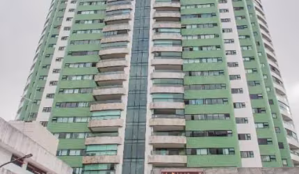Apartamento com 200m², 4 quartos sendo  4 suítes, 3 vagas!