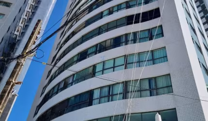 Apartamento com aproximadamente 120m2, 3 Quartos sendo 1 Suíte, 2 Vagas!