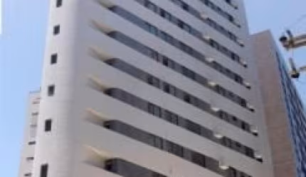 Apartamento com aproximadamente 100m2, 3 Quartos sendo 1 Suíte, 2 Vagas!