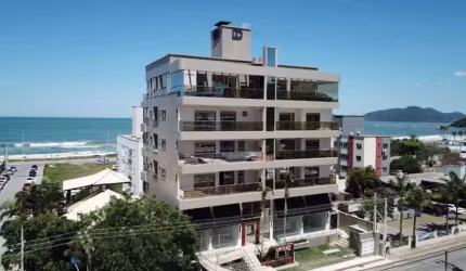 Cobertura á venda na praia Brava- Itajaí
