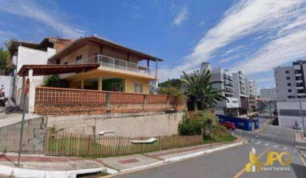 Casa com 4 dormitórios à venda, 240 m² por R$ 1.500.000,00 - Pioneiros - Balneário Camboriú/SC