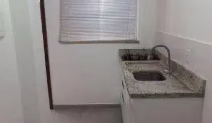Kitnet com 1 dormitório para alugar, 30 m² por R$ 1.850,00 - Nações - Balneário Camboriú/SC