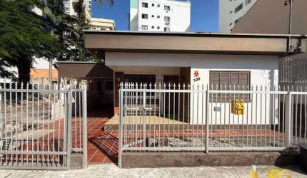 Casa com 3 dormitórios para alugar por R$ 5.900,00 - Centro - Balneário Camboriú/SC