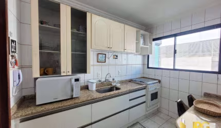 Apartamento com 2 dormitórios à venda, 111 m² por R$ 990.000,00 - Centro - Balneário Camboriú/SC