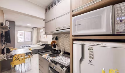 Kitnet com 1 dormitório à venda, 33 m² por R$ 440.000,00 - Centro - Balneário Camboriú/SC
