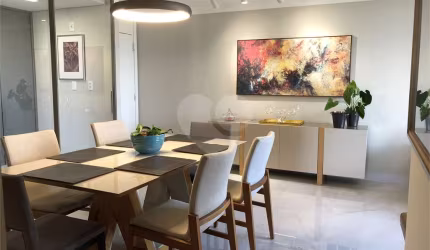Apartamento com 3 quartos à venda em Vila Olímpia - SP