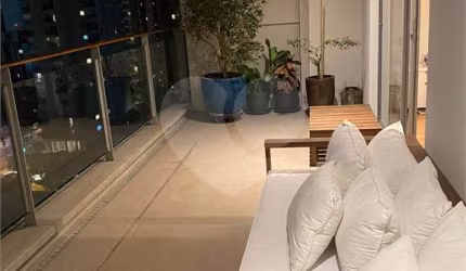 Apartamento com 2 quartos à venda em Vila Nova Conceição - SP