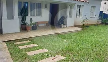Casa térrea com 4 quartos à venda em Lapa - SP