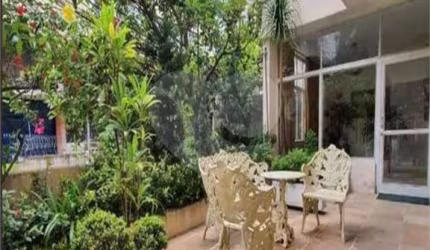 Apartamento com 2 quartos à venda em Bela Vista - SP