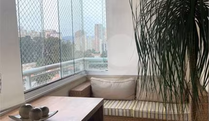 Apartamento com 3 quartos à venda em Santana - SP