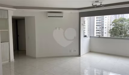 Apartamento com 2 quartos à venda em Vila Andrade - SP