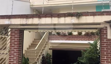 Sobrado com 4 quartos à venda em Santana - SP
