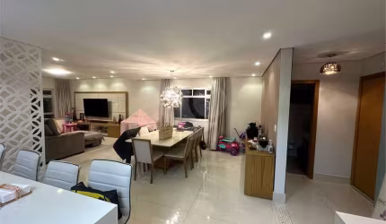 Apartamento com 3 quartos à venda em Cambuci - SP