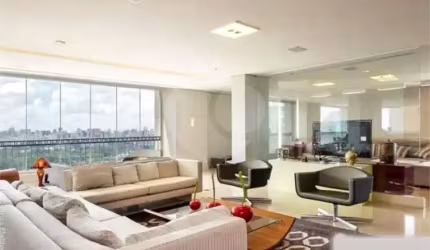 Apartamento com 4 quartos à venda em Moema - SP