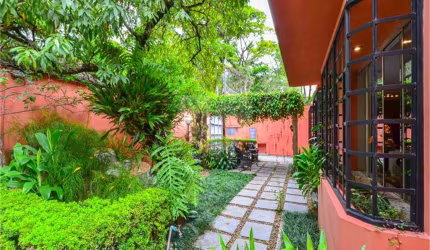 Sobrado com 4 quartos à venda em Jardim Morumbi - SP