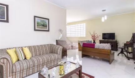 Casa térrea com 3 quartos à venda em Lapa - SP