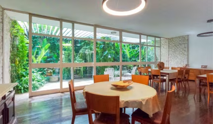 Casa com 4 quartos à venda em Jardim Paulista - SP