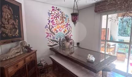 Apartamento com 3 quartos à venda em Vila Olímpia - SP