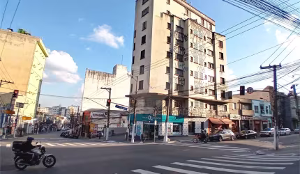 Prédio inteiro à venda em Santana - SP