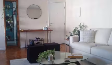 Apartamento com 2 quartos à venda em Cerqueira César - SP