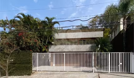 Casa com 3 quartos à venda em Fazenda Morumbi - SP