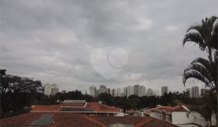 Sobrado com 4 quartos à venda em Granja Julieta - SP