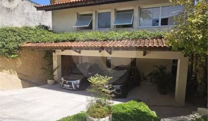 Casa com 3 quartos à venda em Jardim Vitória Régia - SP