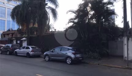 Casa térrea com 4 quartos à venda em Jardim Europa - SP