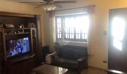 Sobrado com 4 quartos à venda em Sumaré - SP