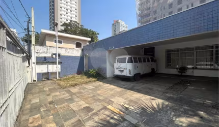 Casa com 3 quartos à venda ou para locação em Brooklin Paulista - SP