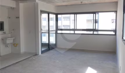 Apartamento com 2 quartos à venda ou para locação em Perdizes - SP