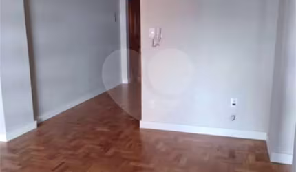 Apartamento com 1 quartos à venda em Paraíso - SP