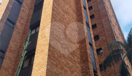 Apartamento com 5 quartos à venda em Vila Uberabinha - SP