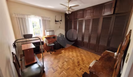 Casa com 3 quartos à venda em Campo Belo - SP