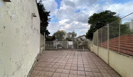 Casa térrea com 3 quartos à venda em Vila Ipojuca - SP
