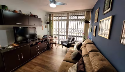 Apartamento com 3 quartos à venda em Vila Ipojuca - SP